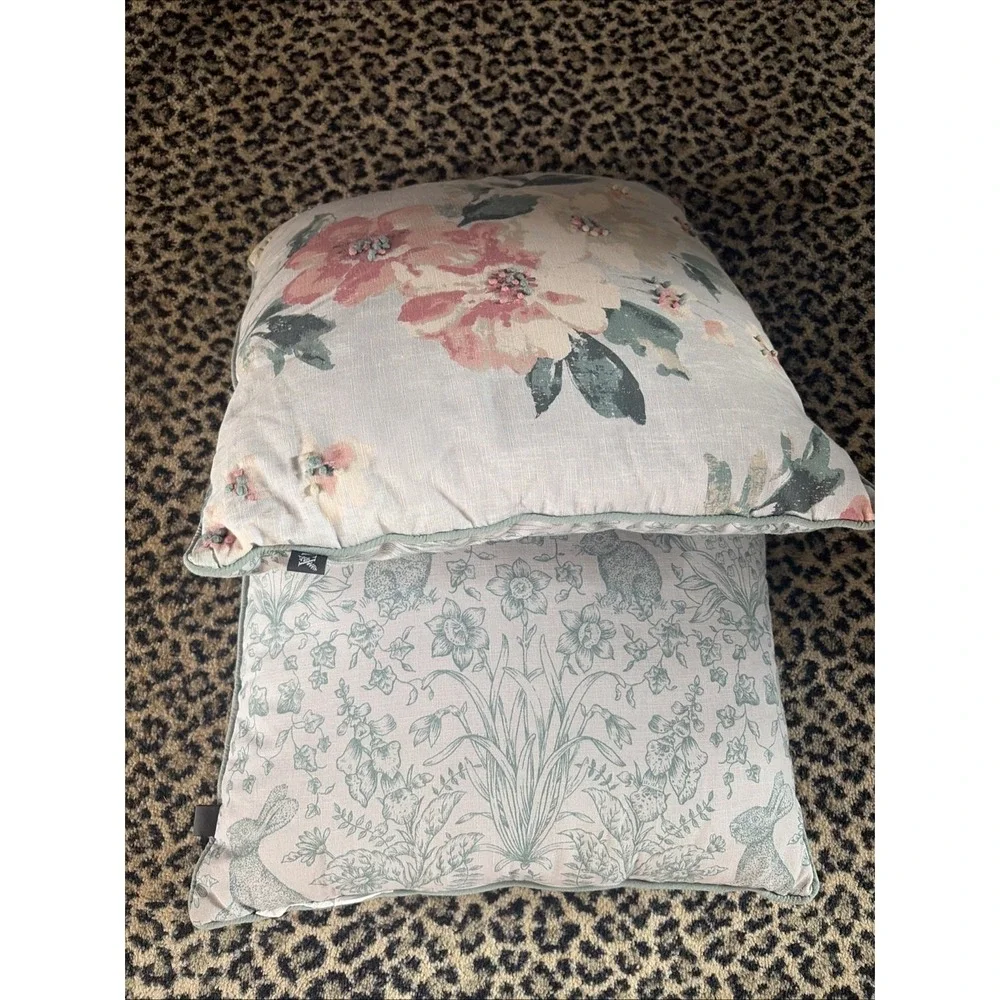 My Texas House‎ Set 2 Reversible Bunny Floral Throw Pillows 17x17 Spring Cottage